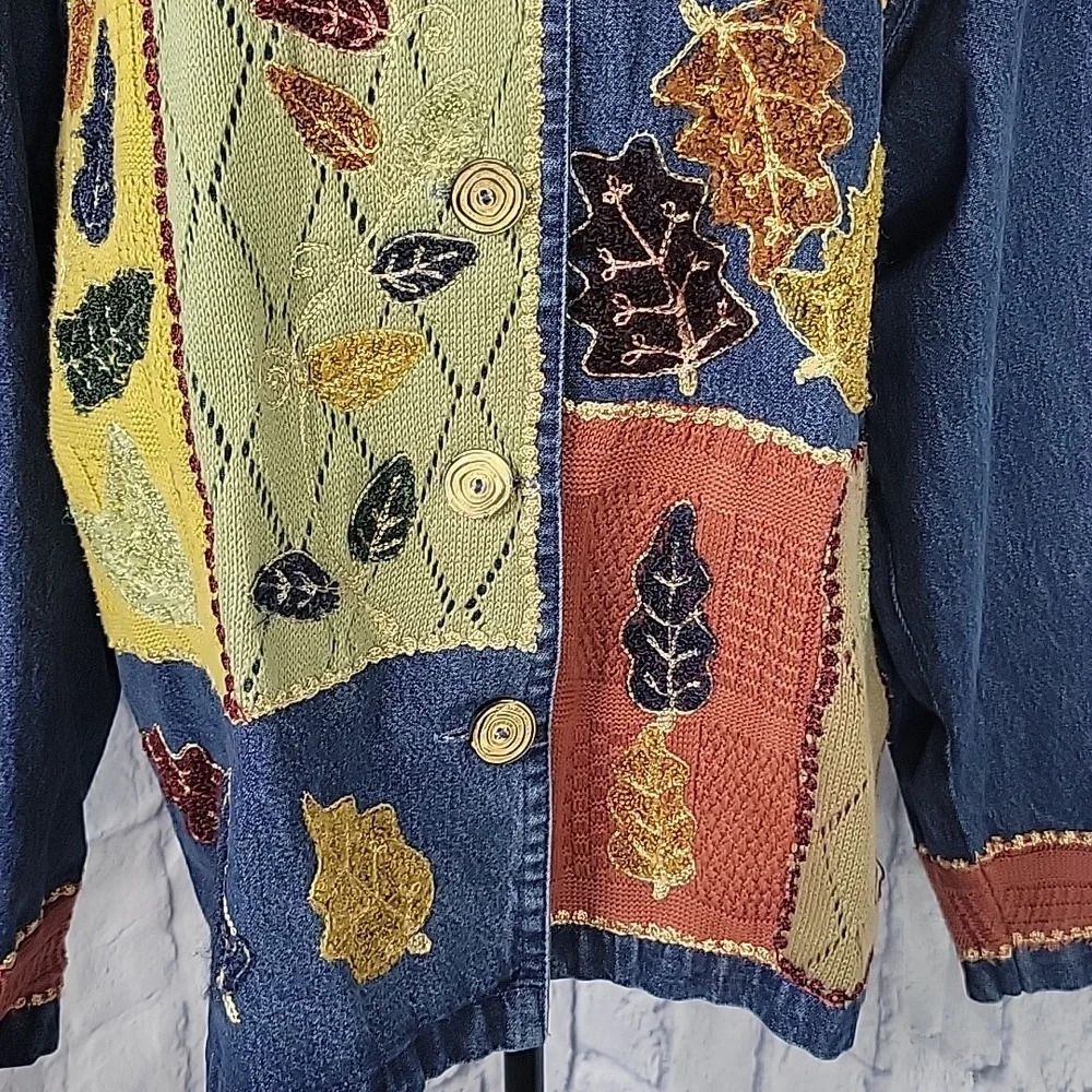 NEW DIRECTIONS Embroidered and Crochet Patches Fall‎ Denim Jacket Small - Picture 3 of 7